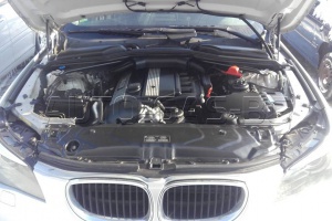 BMW E60 525